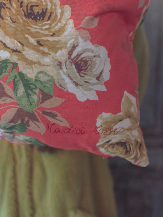 Cuscino ricamato Radici rosse