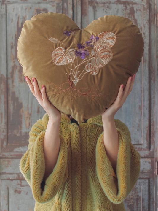 Cuscino a cuore oro - retro viola